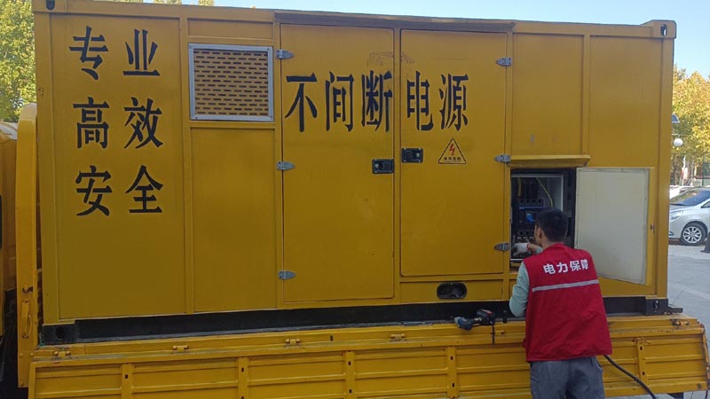 淮北柴油发电机组和UPS电源配合使用时，如何避免切换过程中的电力中断？